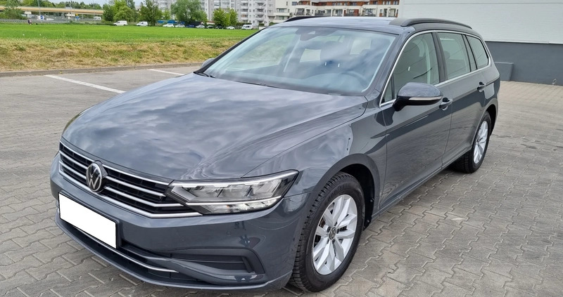 Volkswagen Passat cena 86999 przebieg: 54000, rok produkcji 2020 z Lubin małe 407